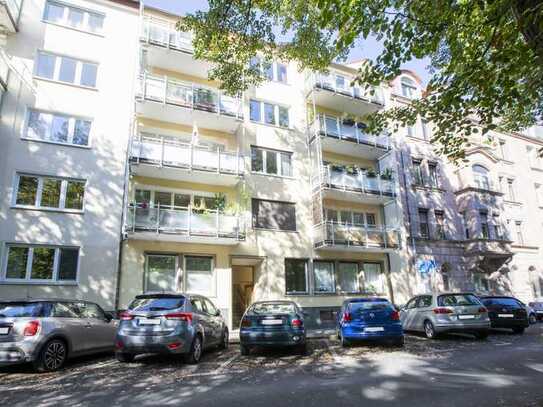 Provisionsfrei! Sofort beziehbare, renovierte 2-Zimmerwohnung direkt am Stadtpark