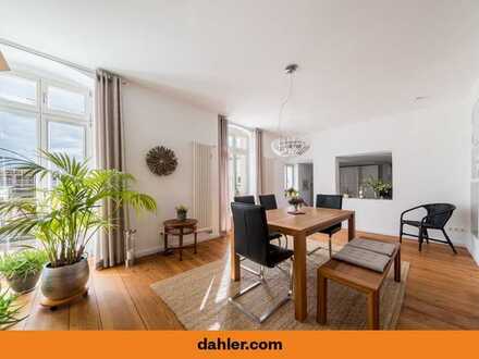 Exclusive 4-room apartment with a large south terrace in an impressive monument