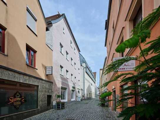 Toplage in Straubing: Attraktive Eigentumswohnung am Stadtplatz