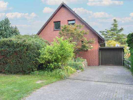 Perfekt für Paare und kleine Familien: Einfamilienhaus am Rand von Halstenbek mit Garten und Sauna