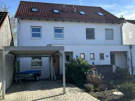 Energieeffiziente Doppelhaushälfte in bester Lage von Schrobenhausen/Mühlried