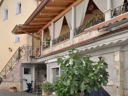 Stilvolles Stadthaus mit drei Wohneinheiten in Toplage