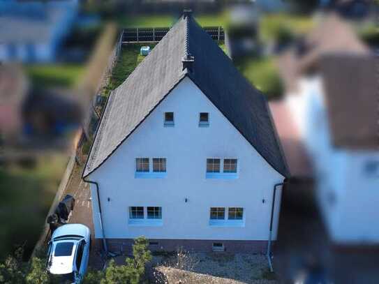 Freistehendes Einfamilienhaus (2015 Kernsaniert)