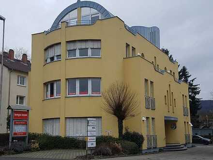 Lichtdurchflutete, atraktive Büroräume über den Dächern von Gelnhausen