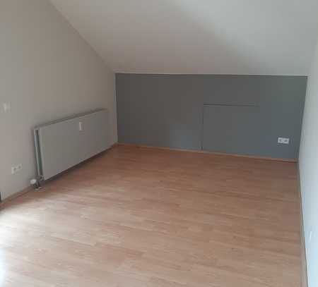 3-Zimmer-Dachgeschosswohnung