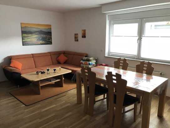 Schönes Zimmer in 3er Mädchen-WG in Bonn-Lengsdorf