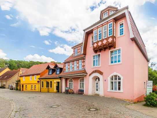 Attraktive 2-Zimmer-Wohnung mit großem Garten in zentraler Lage von Buckow