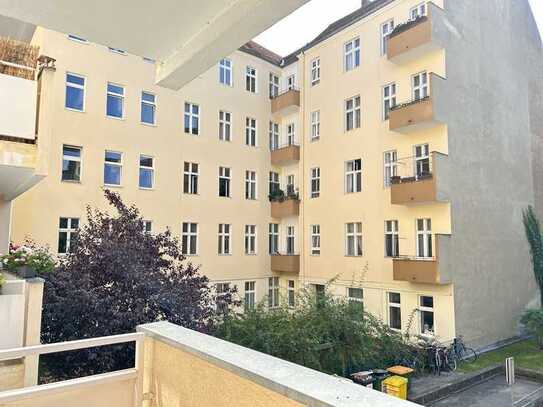 Seltene Gelegenheit: Unsanierte 2-Zimmer-Wohnung mit Süd-Balkon und attraktiver Raumaufteilung