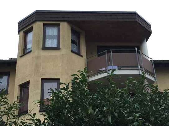 Ruhige 3-Zimmer-Wohnung mit Balkon und EBK in Pforzheim, Südweststadt Weiherberg