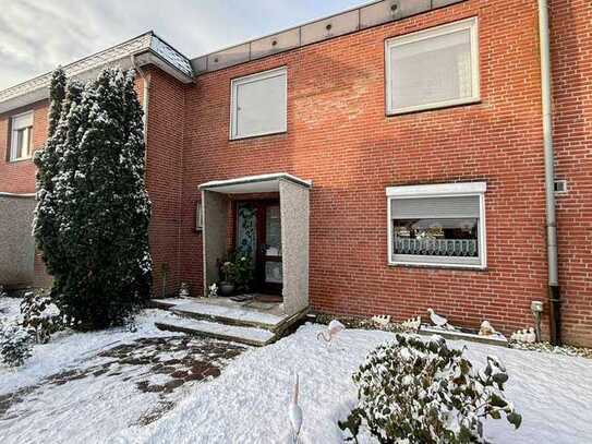 Familienfreundliches Reihenmittelhaus mit viel Platz und Garage in Flensburg