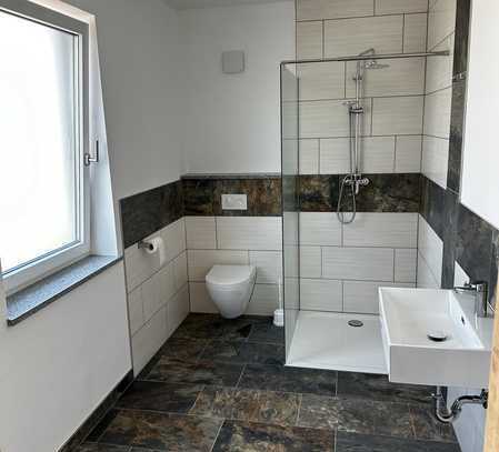 Neubau 2 Zimmer Wohnung oder Büro incl 2 Außenstellplätzen