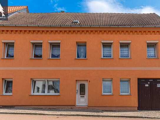 Reihenmittelhaus mit Sanierungsbedarf im Ortskern von Aschersleben