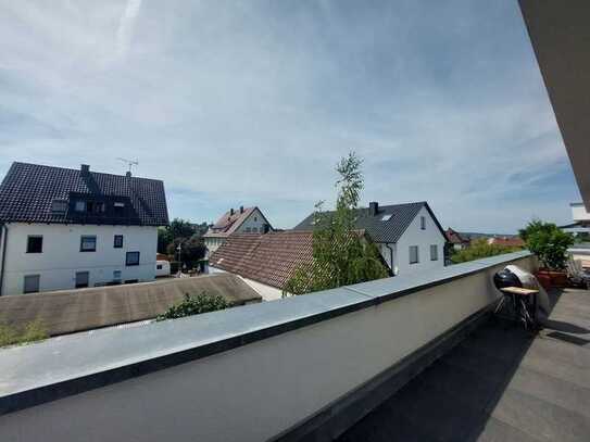 Barrierefreies, pfiffiges 3,5 Zimmer Penthouse in ruhiger Lage