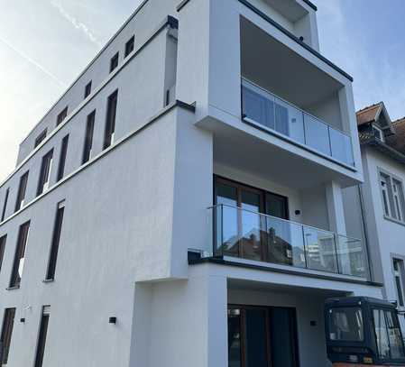 Neubau-Erstbezug, Traumhafte 4 Zimmer-Maisonette-Wohnung im Zentrum von Oberursel