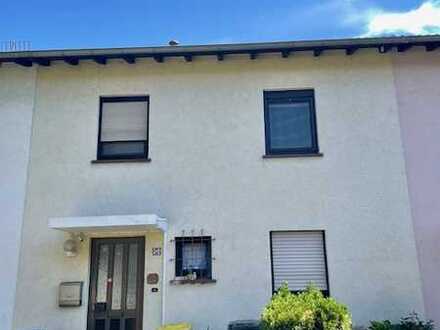 Reihenmittelhaus in Casterfeld mit Potenzial