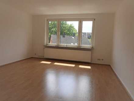 Zentral gelegene 2-Zimmer-Wohnung mit überdachtem Balkon