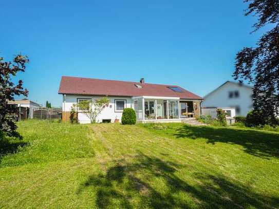 Zu Vermieten in Geislingen: Idyllisches Familienparadies in bester Lage mit Wintergarten, Terrasse u