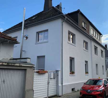 Vermietetes Zweifamilienhaus in Flörsheim mit Ausbauoption