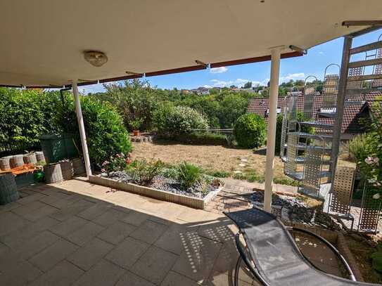 2-Zimmer-Souterrain-Wohnung mit schönem Gartenblick in Steinheim an der Murr