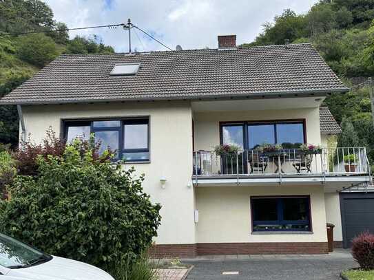 Wohntraum am Rhein
Einfamilienhaus in Hammerstein