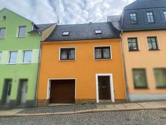 *** Einfamilienhaus in zentraler Lage von Burgstädt ***