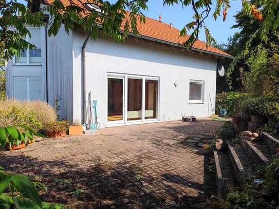 3-Zimmer-Terrassenwohnung mit Garten