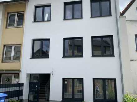 Moderne 2-Zimmer-Wohnung mit Balkon in Dottendorf