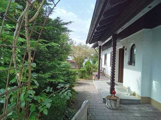 Einfamilienhaus zu kaufen in Mauerstetten/Kaufbeuren!
Viel Platz und zahlreiche Möglichkeiten!