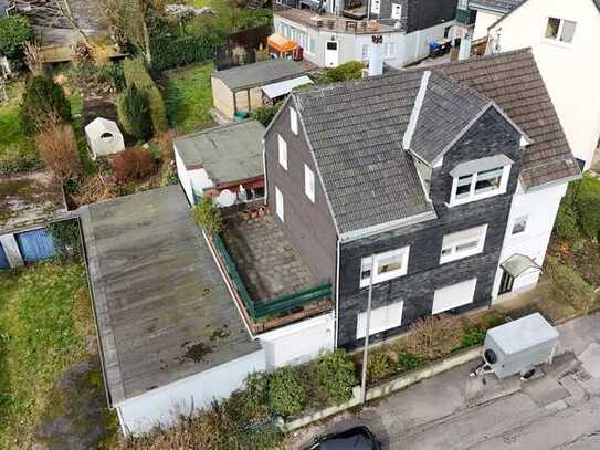 Mehrgenerationenhaus mit viel Potenzial in ruhiger und zentraler Lage