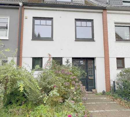 Gemütliches Reihenmittelhaus mit Garten und Garage in Osterholz