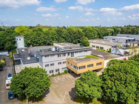 1.381 m² Lagerfläche in Oberhausen | Stellplätze vorhanden | modernisiert