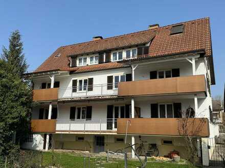 Ruhige Erdgeschosswohnung mit Balkon