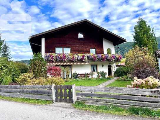 Ein-/Zweifamilienhaus in Oberammergau