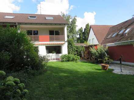 gepfl, helle gr. DHH, S-W Garten nicht einsehbar, Spielstraße, frei 01.11., S3 in 4 Fahrradmin.