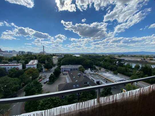 Gemütliche 2-Zimmer-Wohnung mit Balkon und herrlichem Ausblick