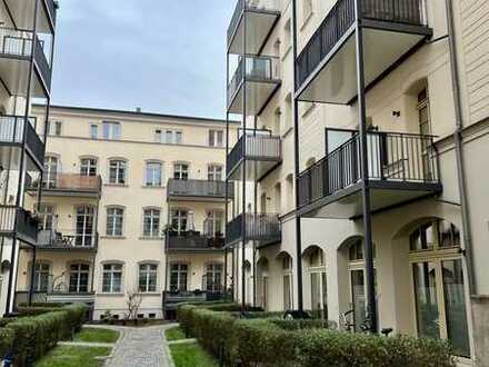 Hochwertig sanierte 2-Zimmer-Wohnung mit Altbaucharme in attraktiver Lage für Kapitalanleger!