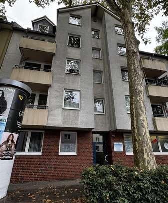 Düsseldorf Eller: Geräumige 2 Zimmer/Küche/Diele/Bad 71,91 m², Balkon