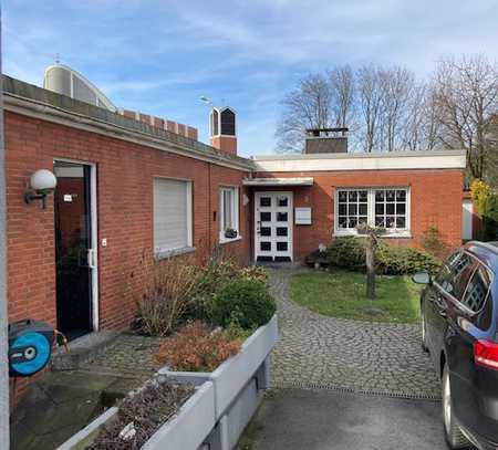 Großzügiger Bungalow mit separatem Büro (ca. 74 qm) in absoluter 1a City Lage, Terrasse, Garten