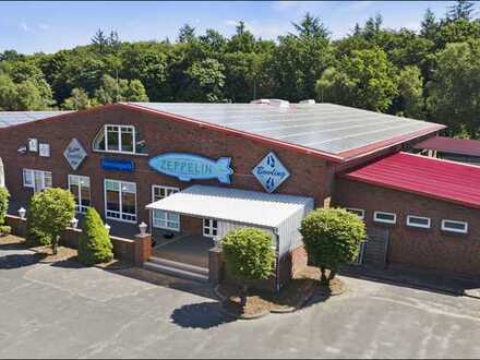 Hage: beliebte Eventhalle mit Bowlingbahn, Bistro & Diskothek