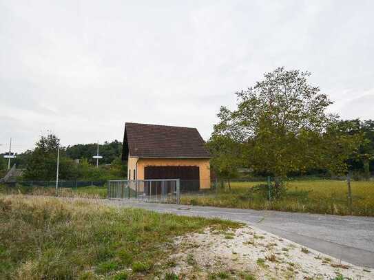 Baugrundstück für Gewerbe direkt am Bahnhof in Altdorf West