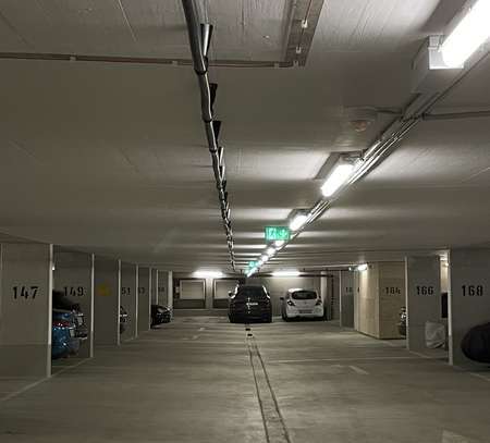 VERMIETE Tiefgaragenstellplatz