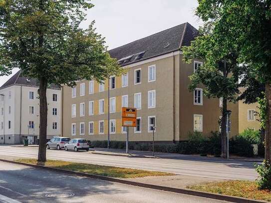 Zentrale 2-Zimmer-Wohnung // 1.OG rechts