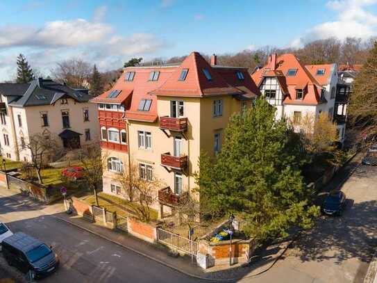 Stilvoll Wohnen in Top-Lage Dresden-Bühlau! 3-Raum-Maisonette mit Balkon und Stellplatz!