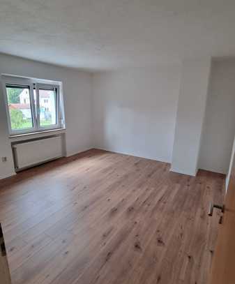 Exklusive 3-Raum-Wohnung mit gehobener Innenausstattung in Holzheim