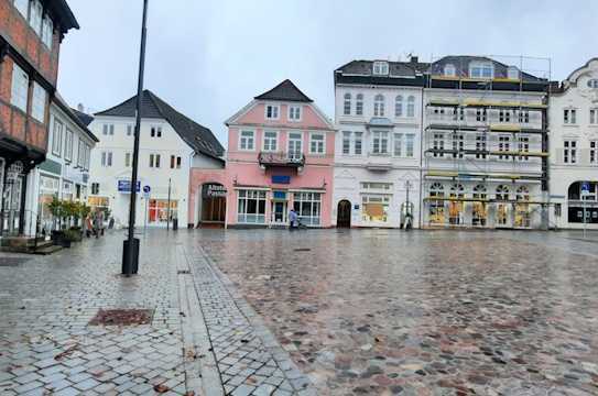 Gewerbefläche in der Altstadtpassage zu verkaufen.