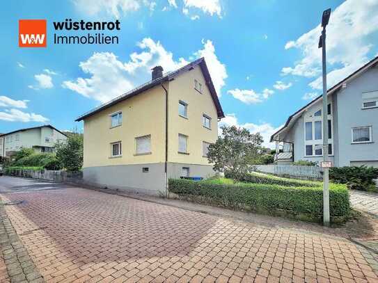 GELNHAUSEN:HÖCHST:HAUS! Stadthaus mit ca. 151,36 m² WFL, Balkon, 3 Stellplätzen & sofort frei!