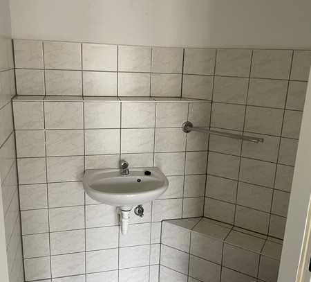 Nur mit WBS - Wohnung für 4 Pers./95 qm - hell und im Grünen