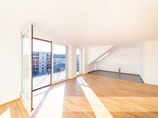 Denkmal "Hoheacht": Attraktive Dachgeschoss-Wohnung mit Balkon - WE10