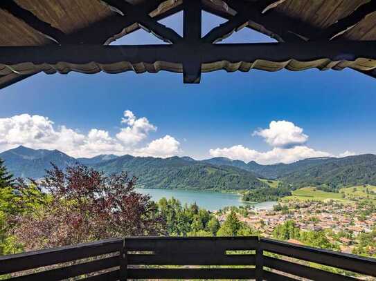 Traumgrundstück mit Blick über den Schliersee - Historischer Altbestand und genehmigtes Baurecht