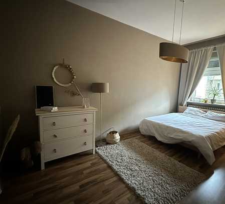 Stilvolle, helle 3-Zimmer-Wohnung, möbliert für 12 Monate in Mannheim